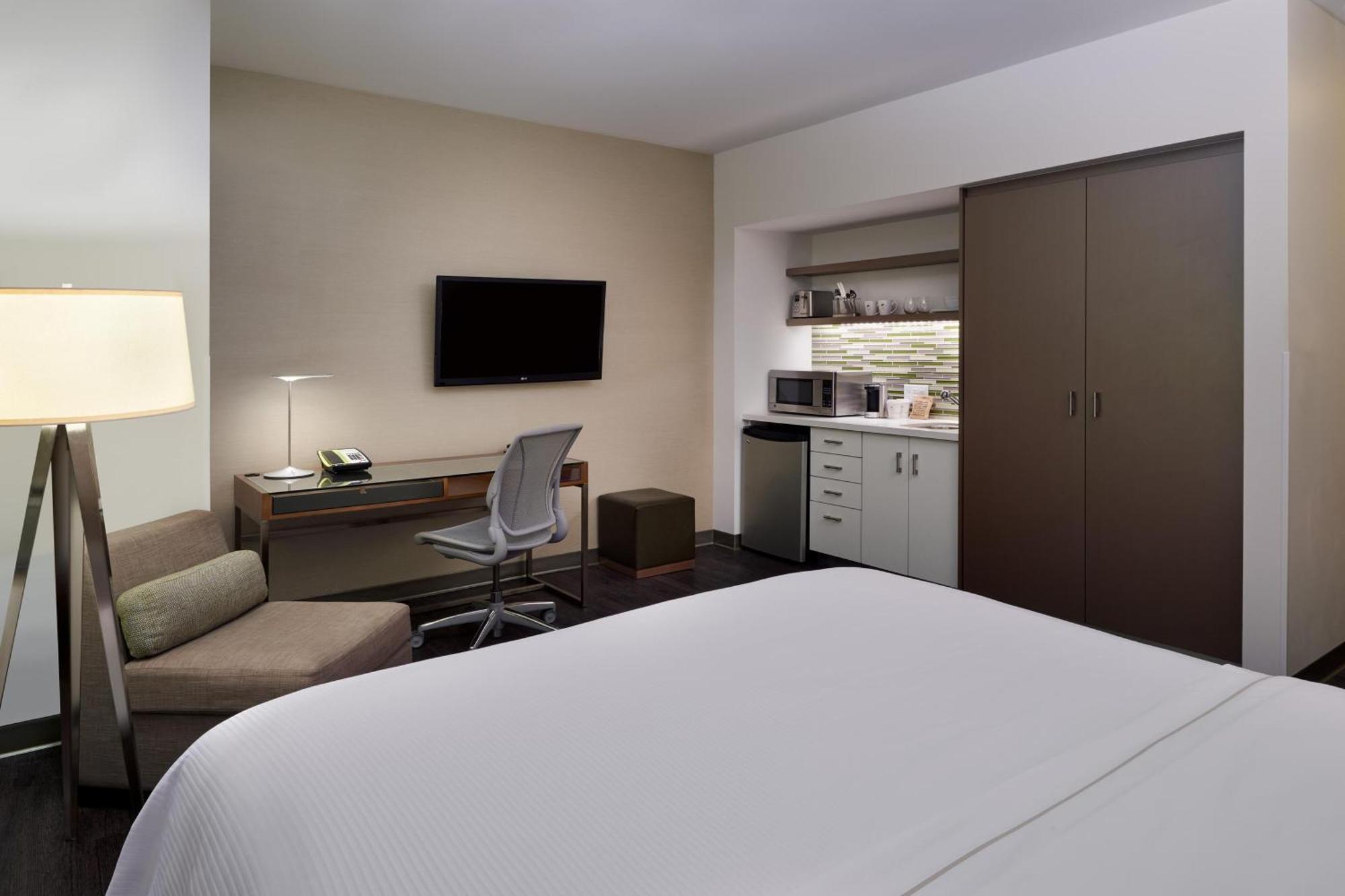 Element Vaughan Southwest Экстерьер фото