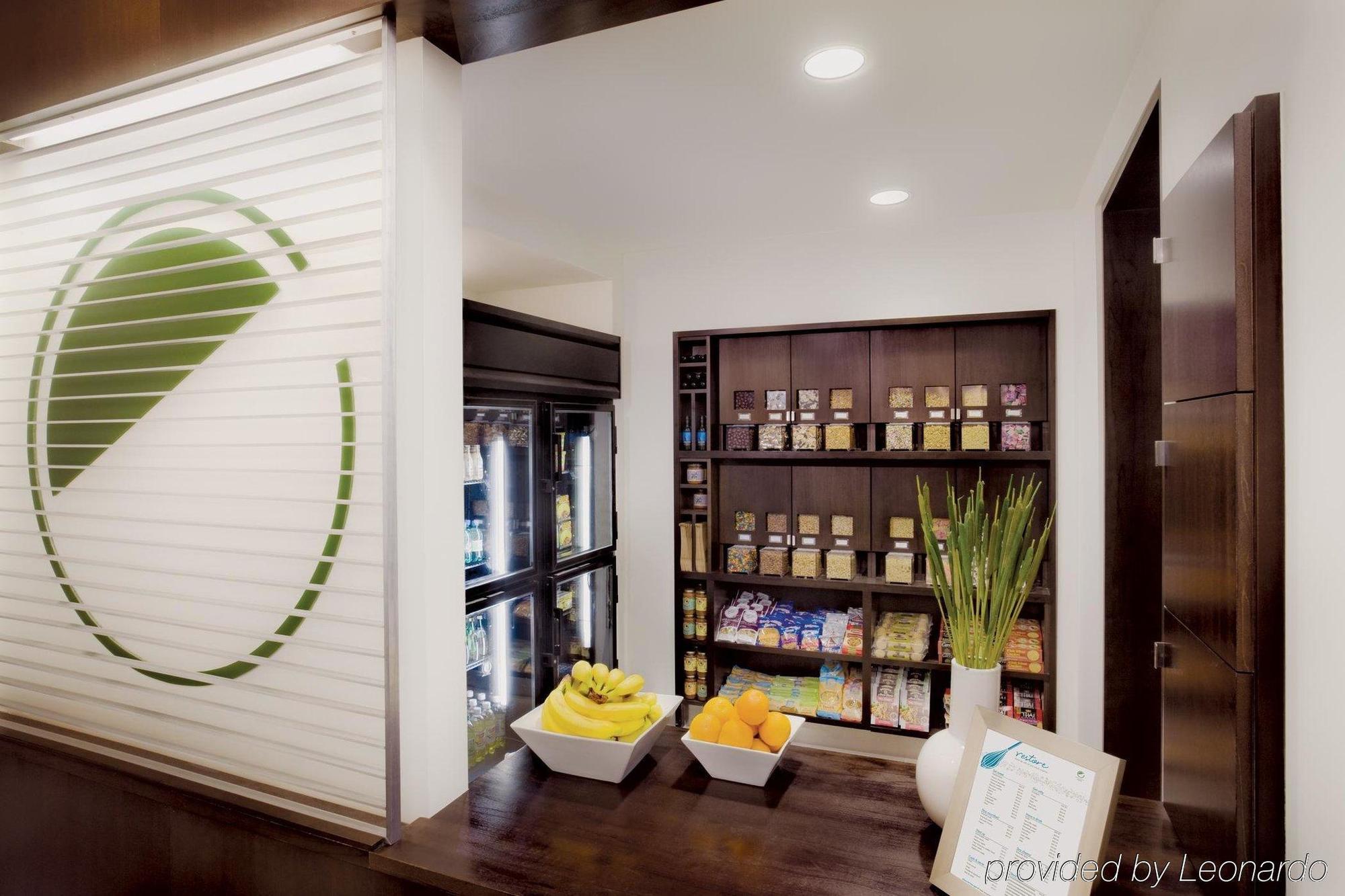 Element Vaughan Southwest Экстерьер фото